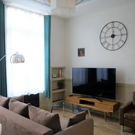 Le Stanislas, Un Style! *